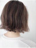 白髪ぼかしハイライト×ボブ♪  デザインカラー