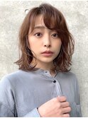 伸ばし途中の方におすすめな肩ボブウェーブヘア