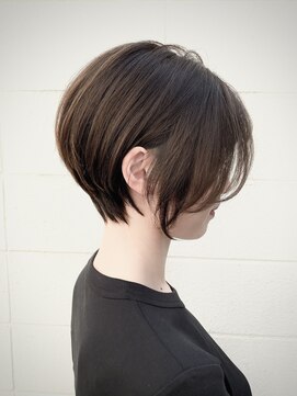ルアナ(Luana) 【1番人気ショート】ひし形シルエットのくびれショート