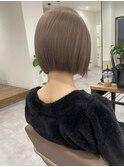 ハイトーンベージュ/ラインボブ/ショートボブ