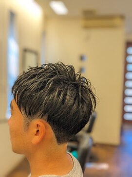 ルビー RUBY 刈り上げツーブロック