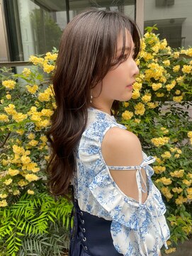 ガーランド (Garland) 大人かわいいこっくりピンクベージュ/小顔にみせる前髪カット