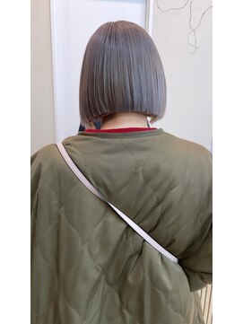 フェメ 立川(PHEME) 切りっぱなしボブ/ミニボブ/ダブルカラー