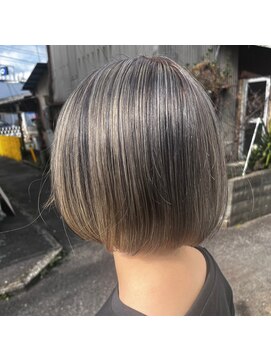 ミル(1001 mille) バレイヤージュ/ケアブリーチ/イヤリングカラー/イルミナカラー