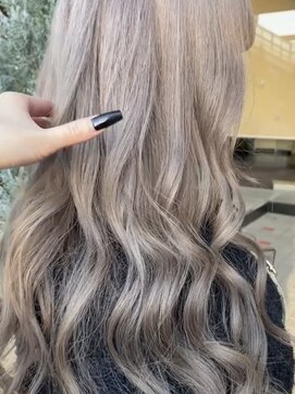 ビビ(VIVI) 透け感ミルクティー/髪質改善/ケアブリーチ