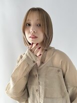 ミィ 表参道(mee.)&nbsp;デザインカラー/レイヤーカット/ウェットヘア/オリーブベージュ