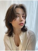 ミディアム　デジタルパーマ　レイヤー　センターパート