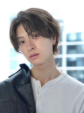 アルファ 新宿(alpha) 【alpha 新宿】センターパート×スパイラルパーマ