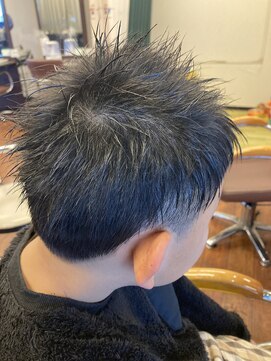 ファーフ(ofaafo) スパイキーショート