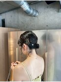 <マアヤ/ヘアセット>かわいい後ろ毛がポイントのタイトアレンジ