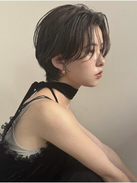 グリコ(grico) 大人抜け感毛流れショート☆センターパート/後れ毛/パーマ