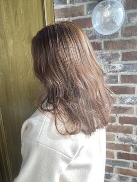 エイミー(Aimee) Aimee 町田　ゆる巻き髪×柔らかベージュ