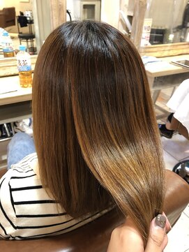 エイミーバイアフロート(amie by afloat) 梅雨対策に『マジカルストレート』