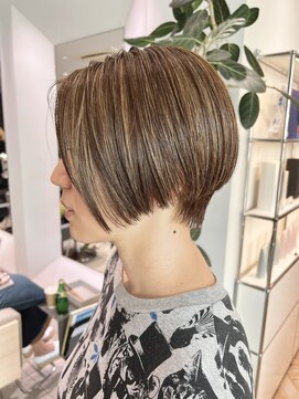 ステア ケース(stair case) 白髪が多い方にオススメ！ハイトーンベージュ白髪ぼかし30代40代