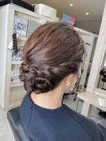 ヨロ(YoLo.) 編み込みヘアアレンジ