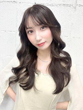 リア(riah) 韓国風/ヨシンモリ/立体感くびれカール/透明感ブラウン