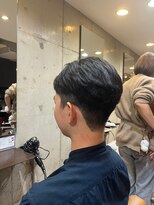ヘアーアンドメイク ファット(Hair&Make PHAT)&nbsp;オールバックかき上げ束感ツーブロック黒髪メンズ