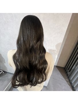 シアン(CYAN) オリーブブラウン