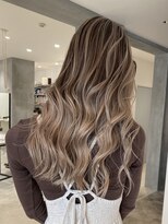 ロテ(LOTE.)&nbsp;ハイライト/髪質改善/ブリーチ/切りっぱなし/一宮/妙興寺