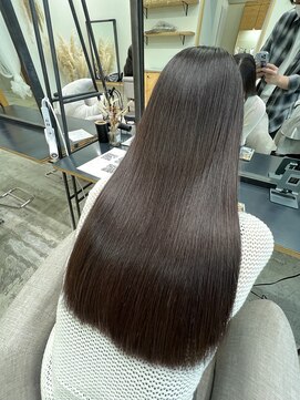 ラヴィエ(RAVIE) 【半田・髪質改善】縮毛矯正/トリートメント/マンツーマン