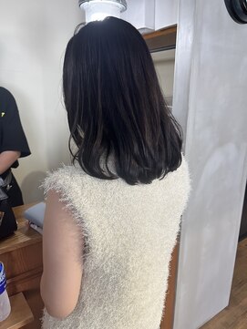 カールム(carlm) ナチュラルくびれミディ×デジタルパーマ／上川美幸