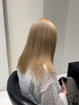 ジャパンデザイナーズアカデミー ベージュカラー