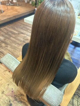 縮毛矯正で美髪ヘア