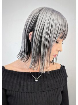 コントラストアンブレラカラー　切りっぱなしボブ