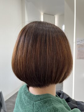 ブルージュ ヘアー(Brugge hair) 丸みストレートボブ