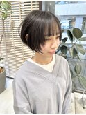 大人人気ショートヘア丸み耳かけショートボブコンパクト