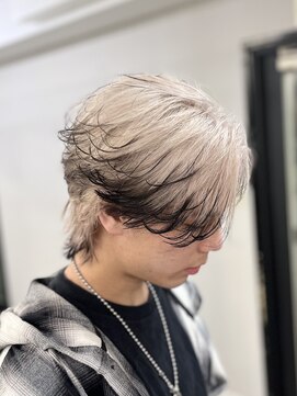 アイトーキョー 渋谷(AI TOKYO) ホワイトベージュエンドカラーメンズブリーチセンターパート