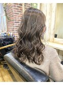 ハイライトベージュ