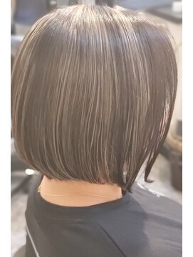 リリーヘアーリベート 浅草橋東口店(LiLiy hair LIBERT'E) セクションハイライト　　【浅草橋/秋葉原】　大人　女性