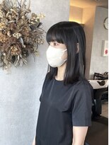 カロ(Caro)&nbsp;ワイドバング×ブラックカラー