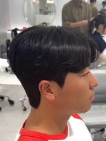 アールプラスヘアサロン(ar+ hair salon)&nbsp;韓国センターパート タイトダウンパーマ