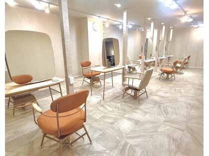 シヨン(ciyon.)の写真