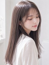 【オーガニックカラー】植物由来の成分を配合した髪と頭皮にやさしいヘアカラー。上品で落ち着いた印象に