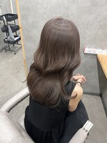 レーヌ(REINE)&nbsp;赤みを抑えた大人気オリーブグレージュ♪