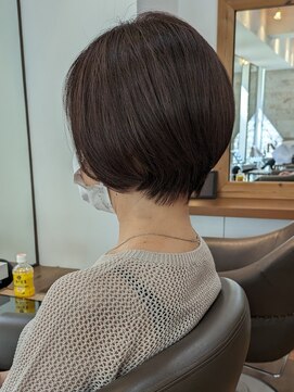ヘアスタジオルース(HAIR STUDIO LUZ) 40代50代60代の大人ボブ/白髪ぼかしハイライト/堀江/北堀江