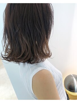 イヴォーク トーキョー(EVOKE TOKYO) ロブ ハイライトグラデーション