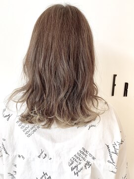 フレイムスヘアデザイン(FRAMES hair design) カーキアッシュ×ゆるふわセミロング