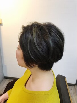 トータルビューティーステラ(TOTAL BEAUTY STELLA) 綺麗なサイドシルエット30代40代50代大人気ひし形ショート