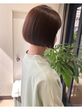 オーシャン(Ocean) ［Ocean Hair&Life 水田成美］柔らかアースカラー＆ぶつ切りボブ