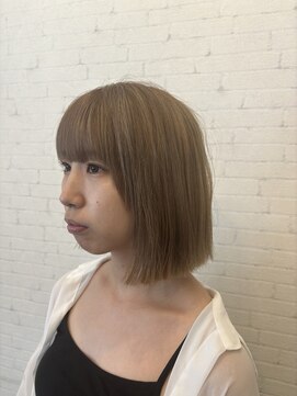 クラス(CLASS) 切りっぱなしボブ