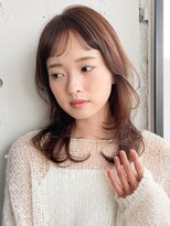 メルティカラー大人可愛い薄めバングくびれヘアワンカール