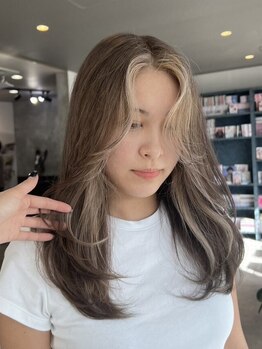 ヨム(YOMU)の写真/お悩みも改善しながらあなたの“なりたい”を叶えます。憧れのミディアムロングStyleへ♪