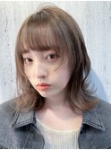 ふんわり感UP！くびれレイヤー×透明感カラーで旬の抜け感ヘア