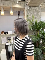 リラクオーレ 三宮 元町(LIRA CUORE)&nbsp;ケアブリーチ/ブリーチ/ハイトーン/グレー/グレージュ/シルバー