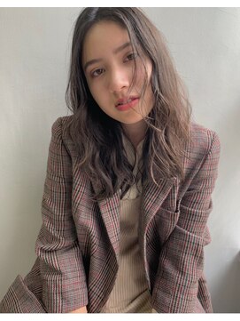 クラン(clan) clan<簡単スタイリング伸ばしかけ重軽ウェーブ>