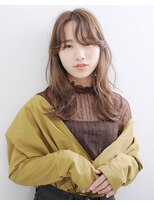 バズヘアー(BUZZ hair) 手ぐし風束感のランダムウエーブ